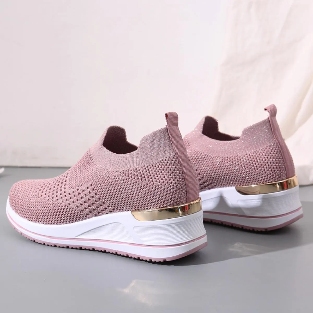 2022 maglia elasticizzata lavorata a maglia calzino scarpe scarpe da ginnastica estive donna slip on mocassini con plateau sport