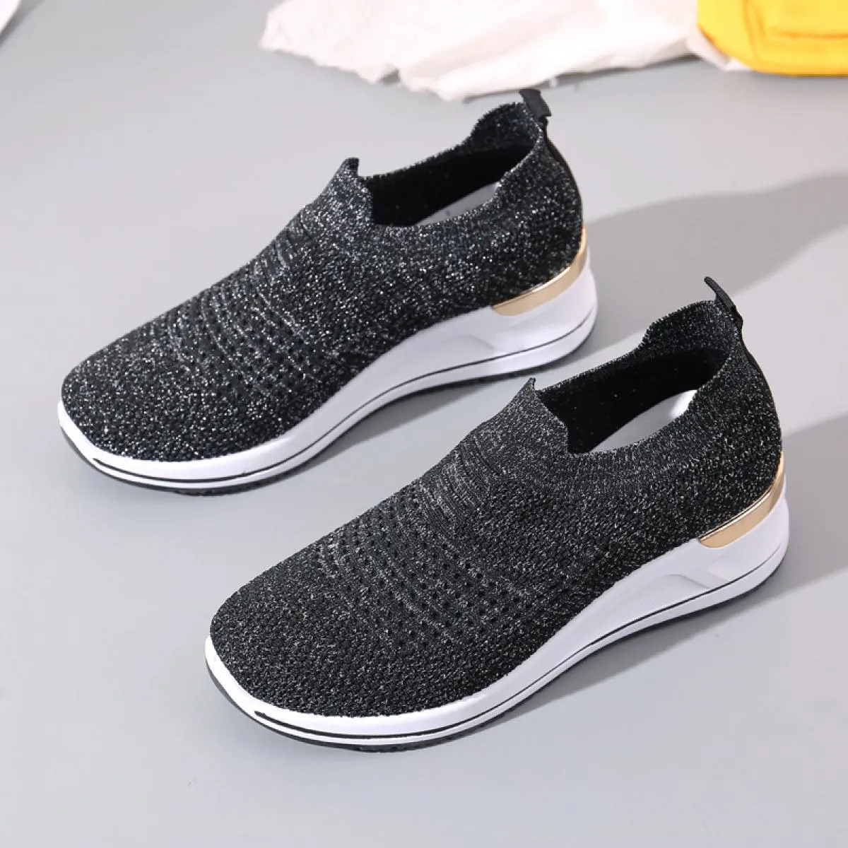 2022 maglia elasticizzata lavorata a maglia calzino scarpe scarpe da ginnastica estive donna slip on mocassini con plateau sport