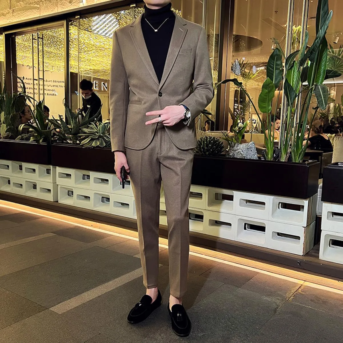 2023 Abito di lana da uomo Set da 2 pezzi Slim Fit Un bottone Stile britannico Set da 2 pezzi Giacca e pantaloni, Cachi, Autunno