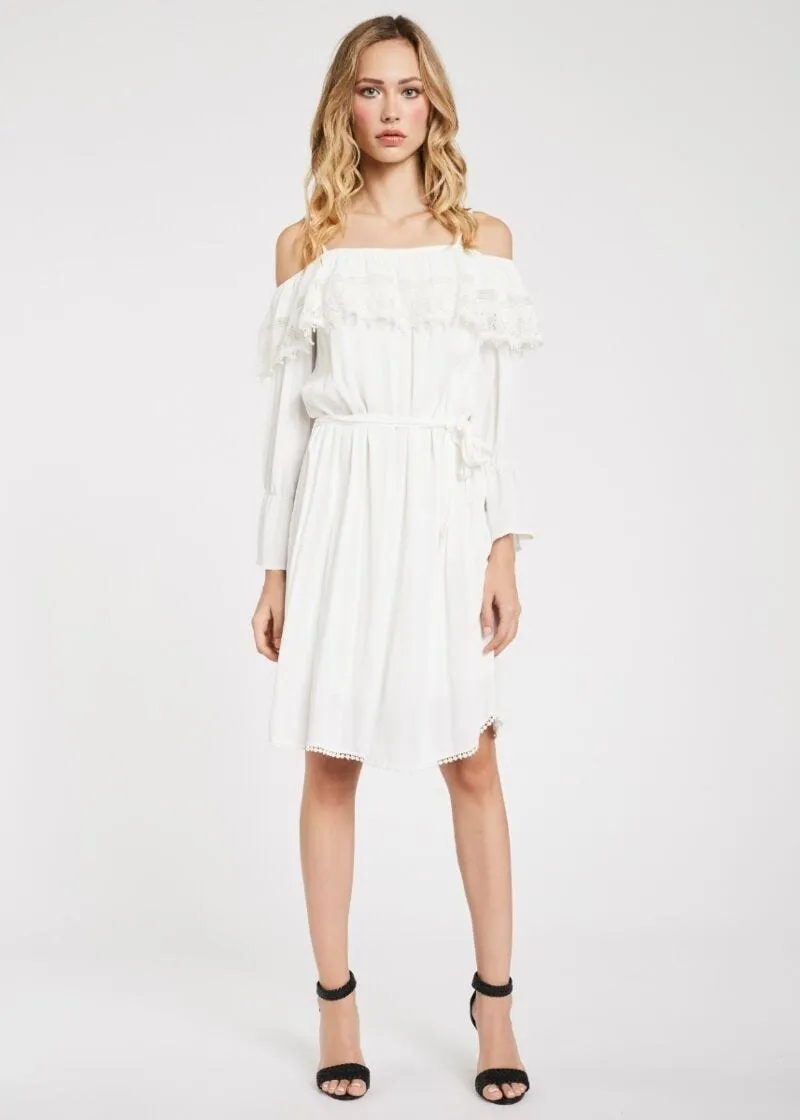 Abito off the shoulder