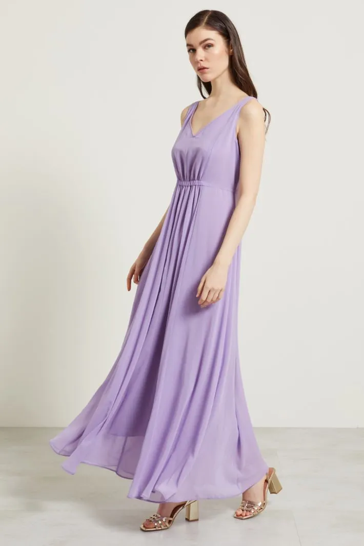 Abito smanicato in georgette