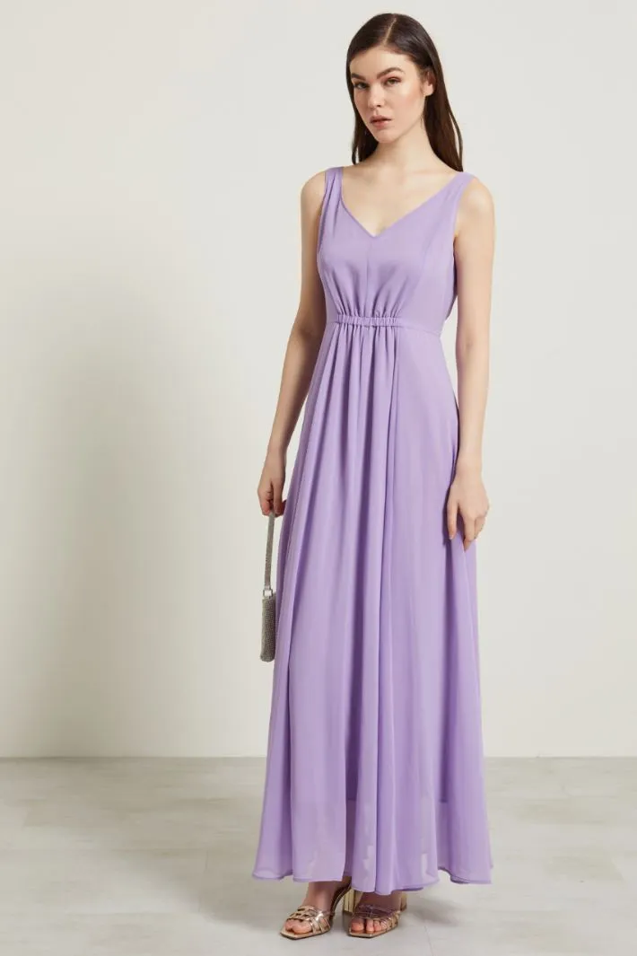 Abito smanicato in georgette