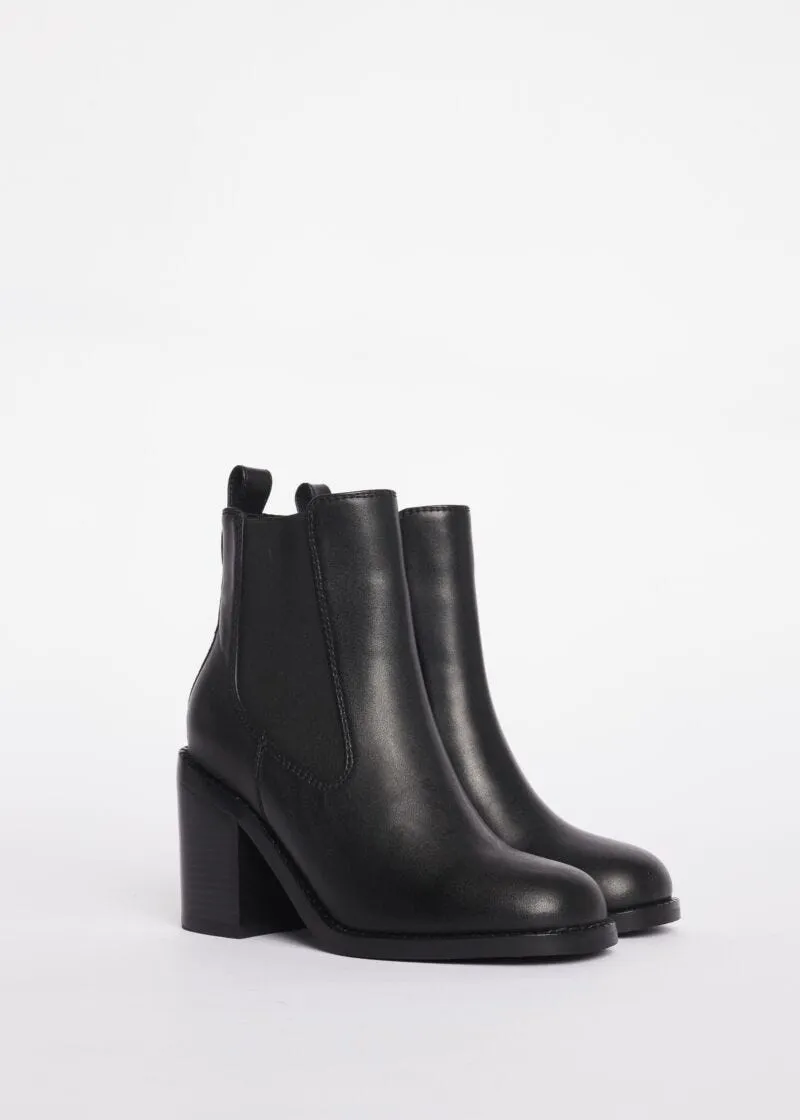 Ankle boot in pelle