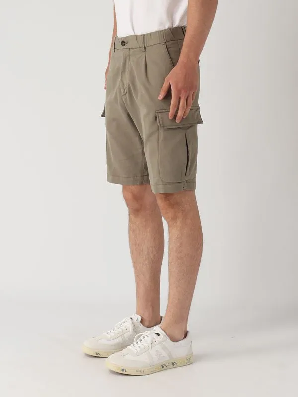 Bermuda uomo Briglia cargo in misto cotone Militare
