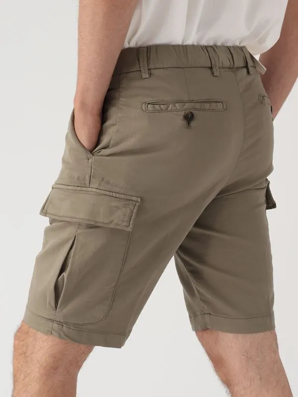 Bermuda uomo Briglia cargo in misto cotone Militare