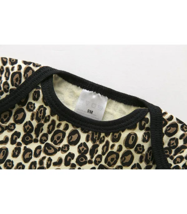 Body e cappellino leopard baby