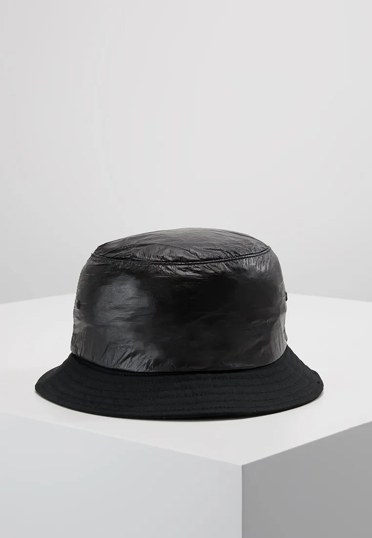 BUCKET HAT - Cappello