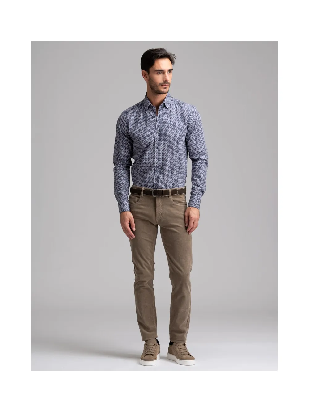 Camicia uomo fantasia geometrica blu collo button down