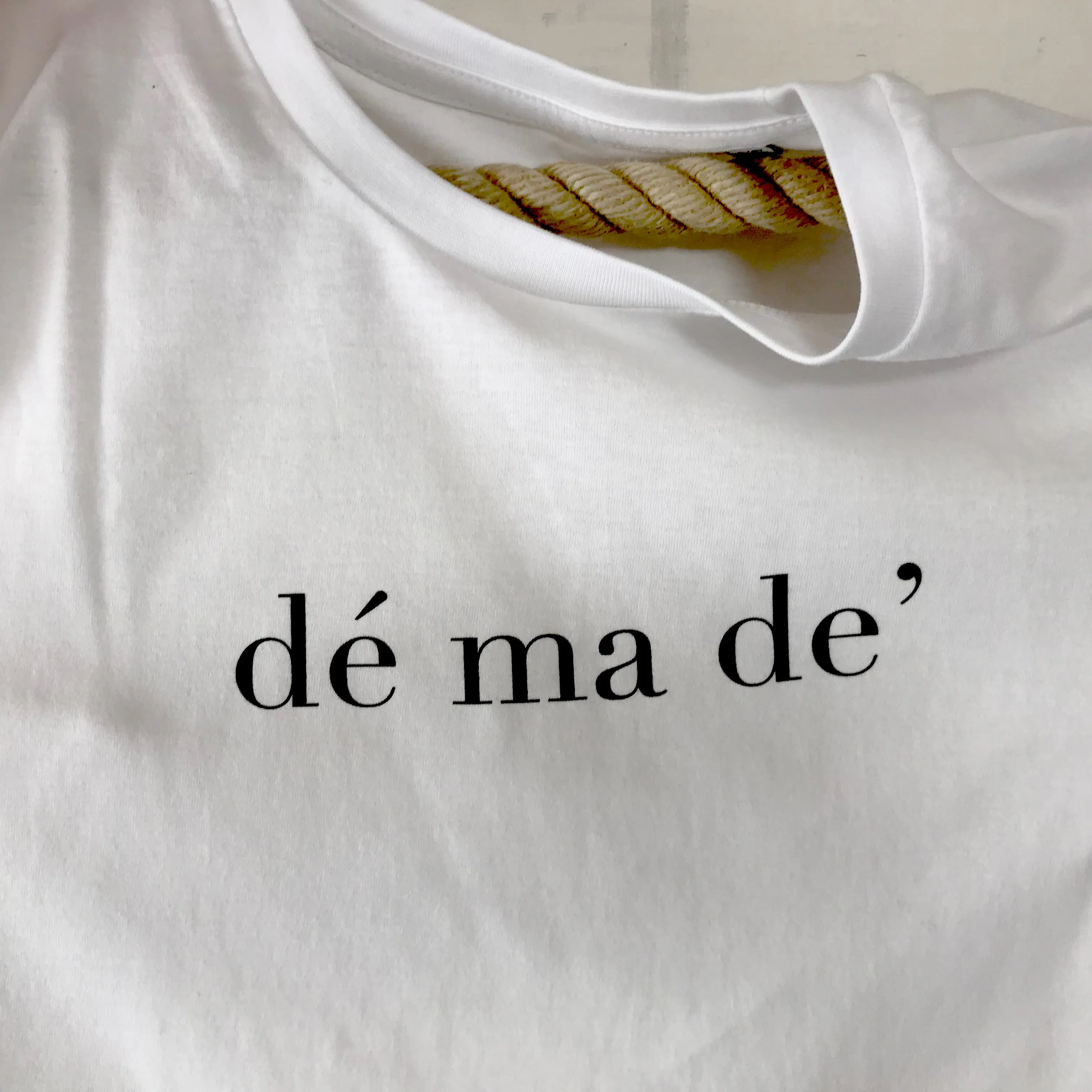 dé ma de'  La maglietta