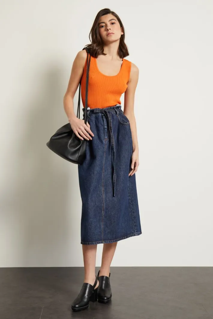 Gonna in denim con cintura