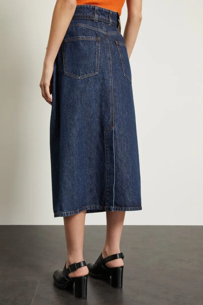 Gonna in denim con cintura
