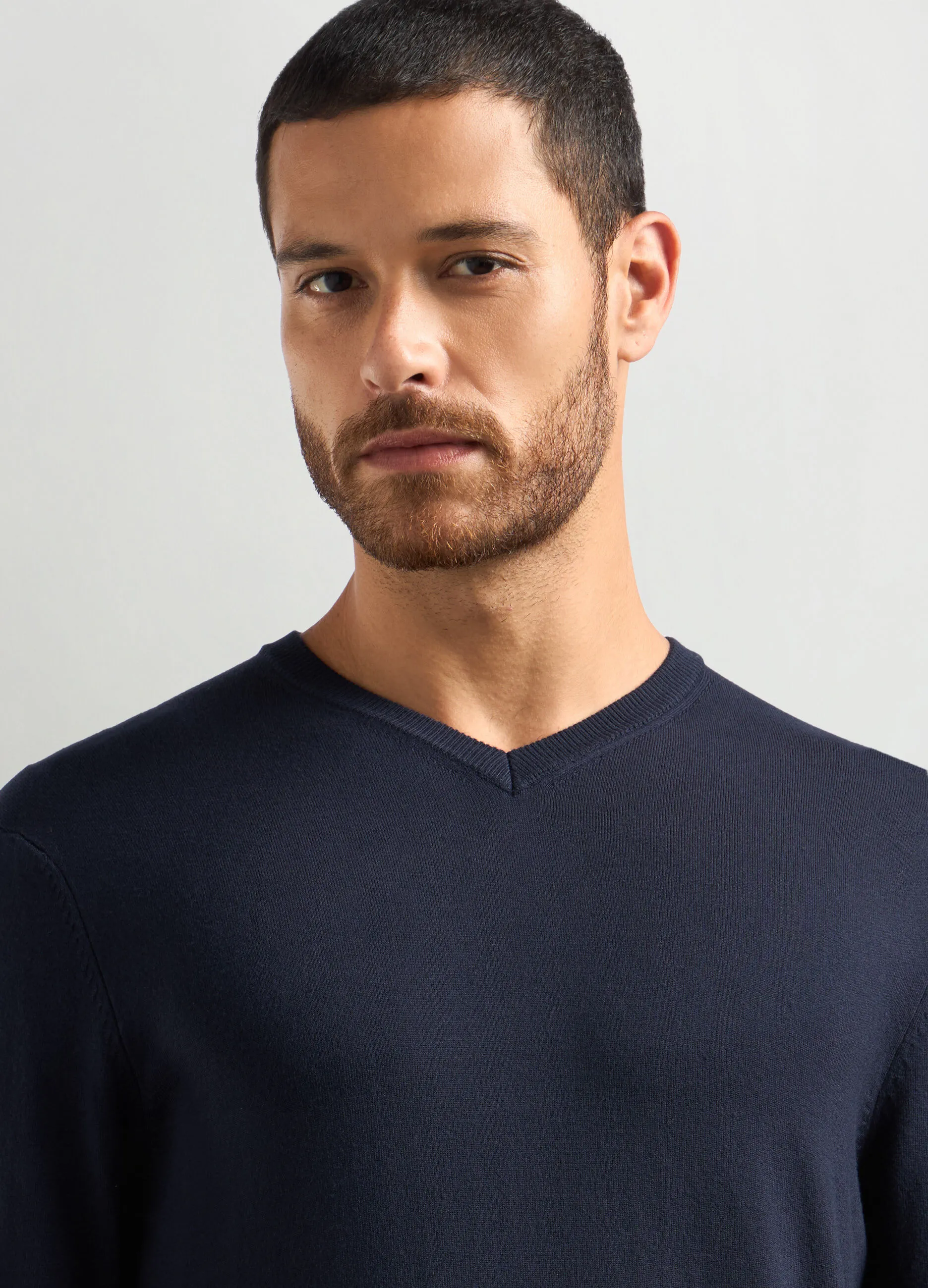 J. HART & BROS  Maglione collo a V maglia rasata uomo