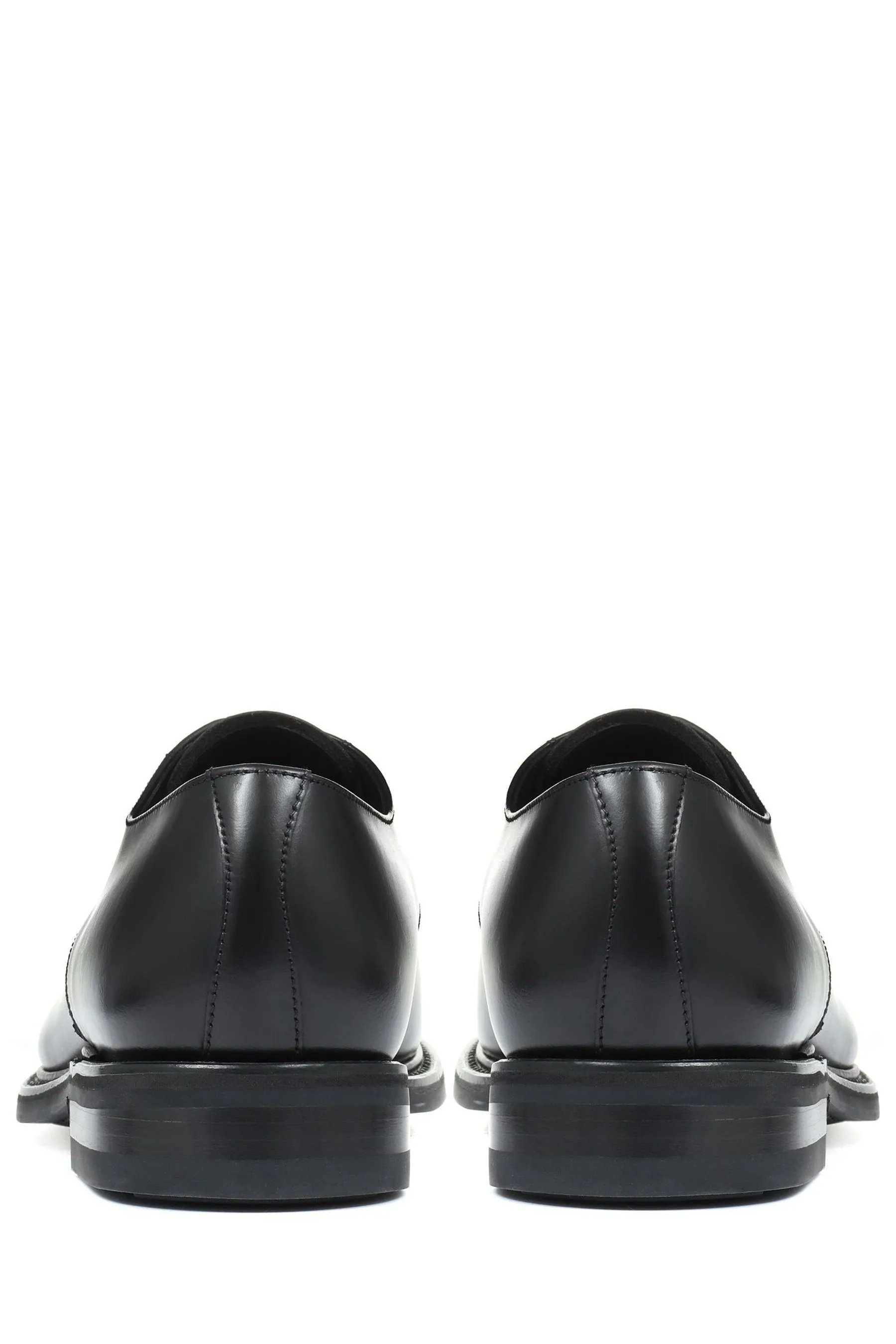 Loake by Jones - Bootmaker Apache Uomo Goodyear - Vestibilità ampia Scarpe Derby in pelle rinforzata    