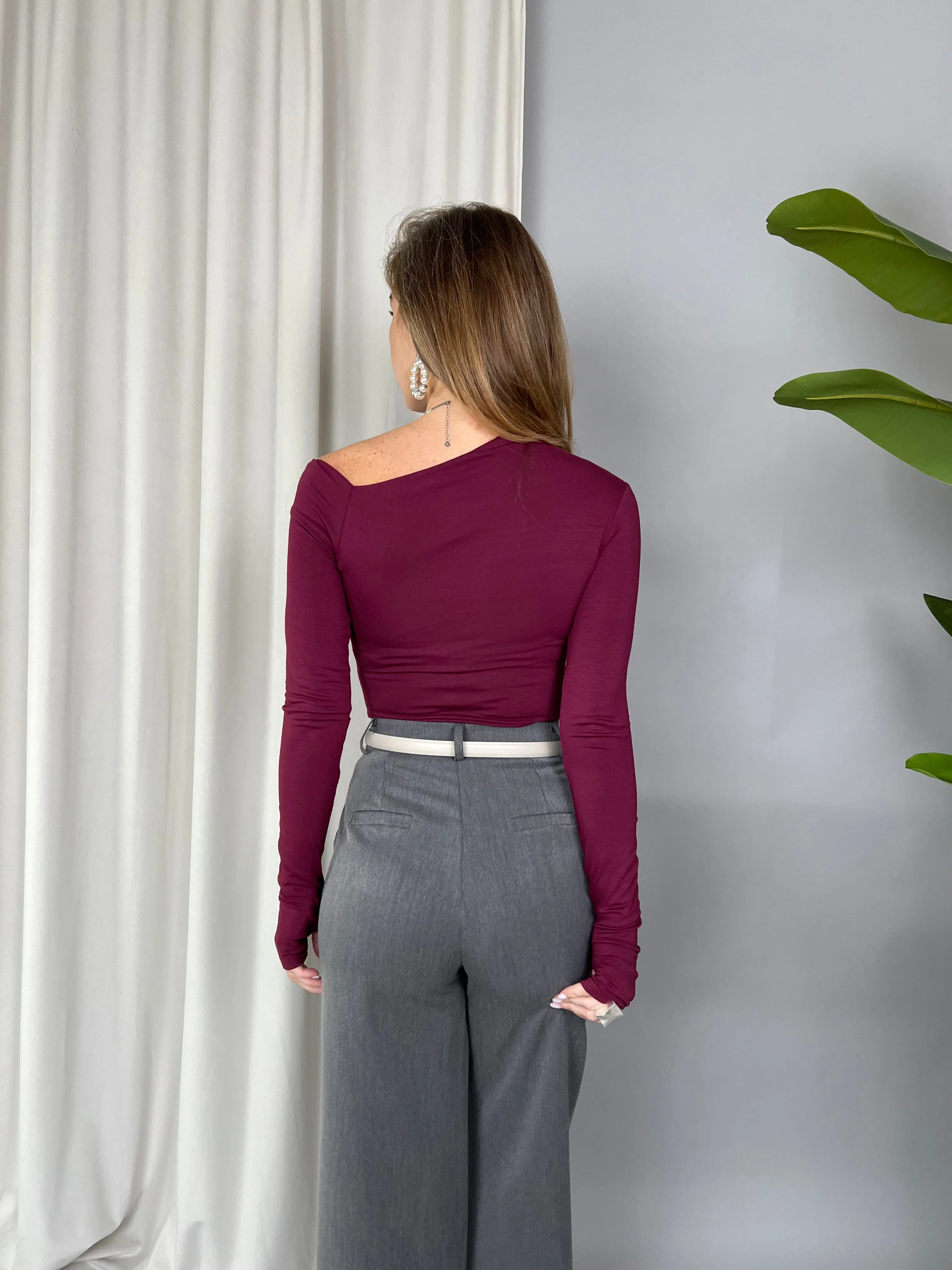 Maglia spalla scoperta