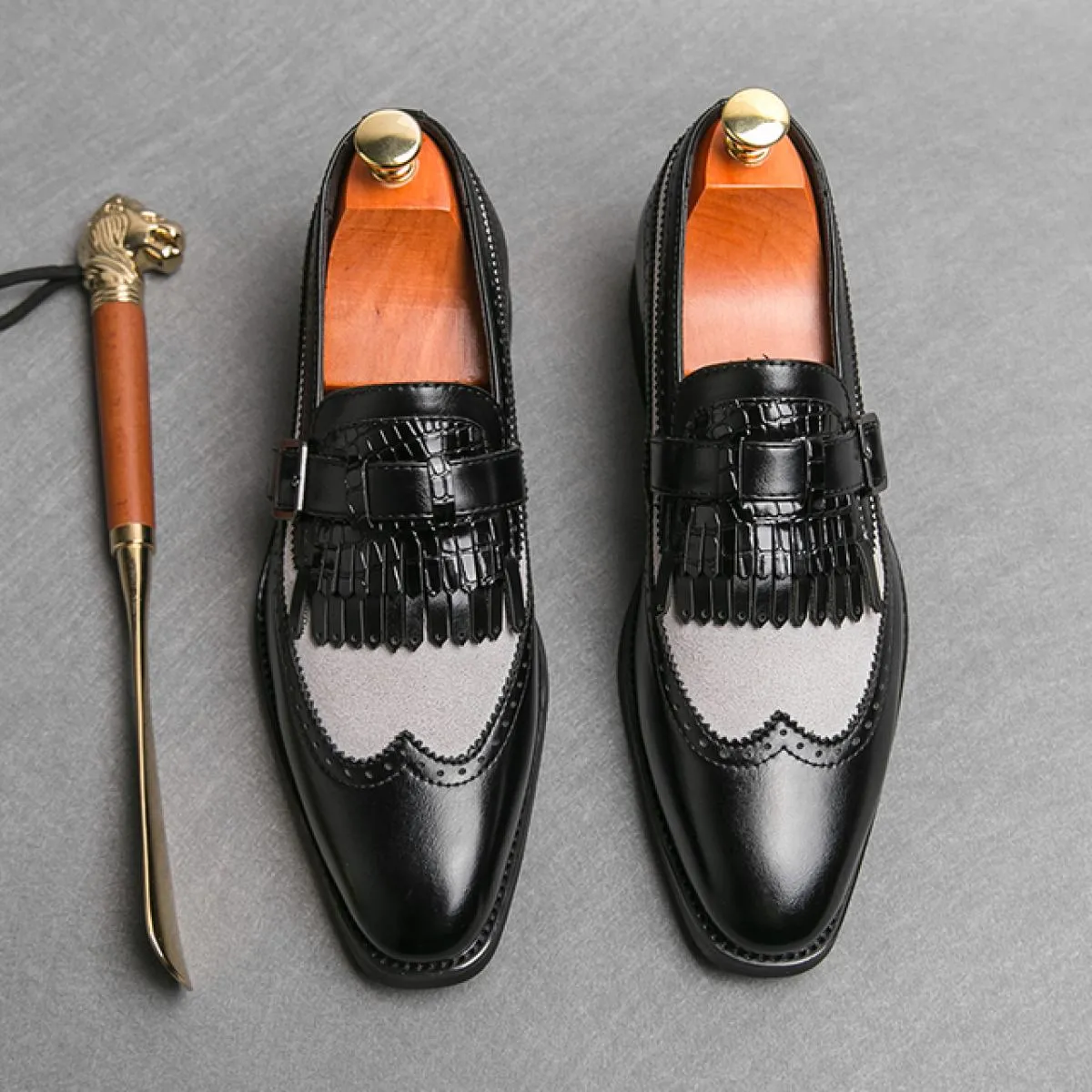 Mocassini da uomo Nappe Scarpe formali da sposa Punta tonda Slipon Primavera / autunno Scarpe da uomo d'affari Spedizione gratui