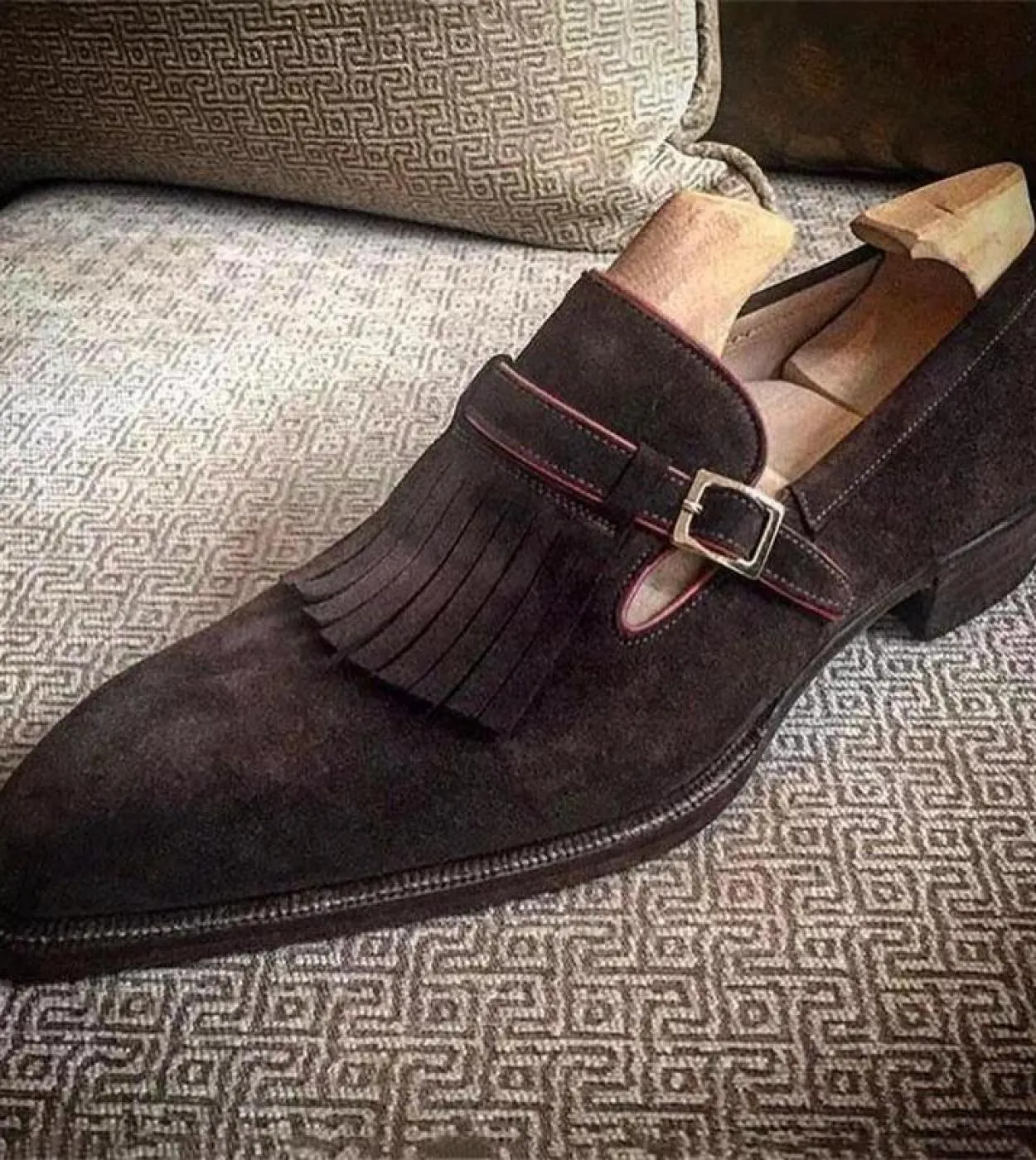 Mocassini Scarpe da uomo Finta pelle scamosciata Tinta unita Classic Fashion Business Casual Wedding Pie Retro Fringe Monk Buckl