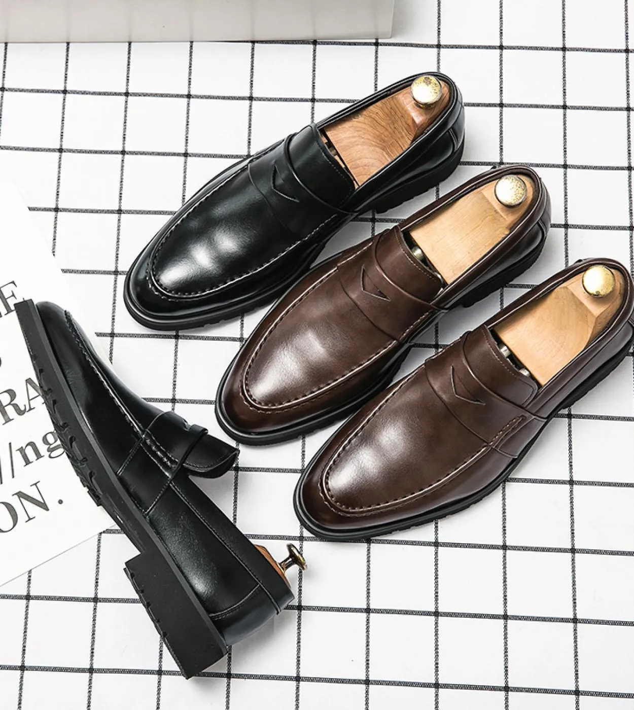 Mocassini Scarpe da uomo Pu Tinta unita Moda Business Casual Party Outdoor Quotidiano Classico Maschera Slip On Scarpa comoda
