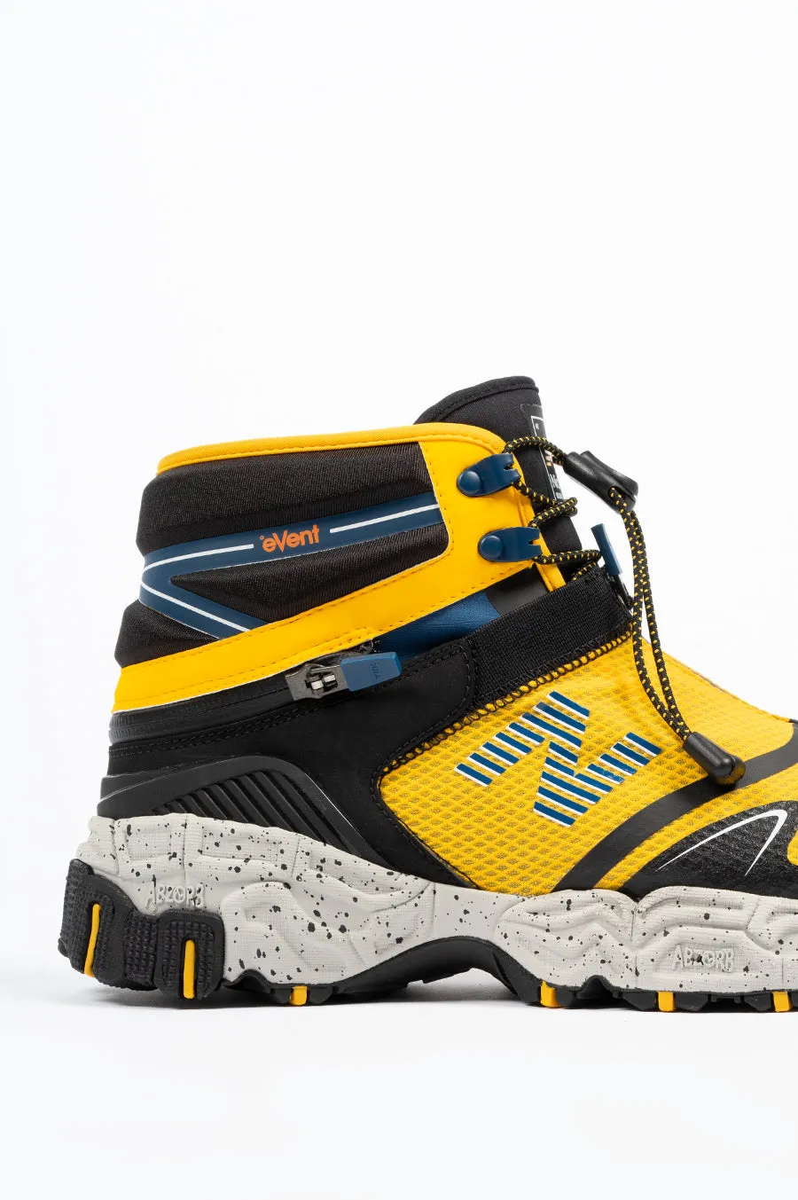 NEW BALANCE TOKYO DESIGN STUDIO NIOBIUM NAVY YELLOW