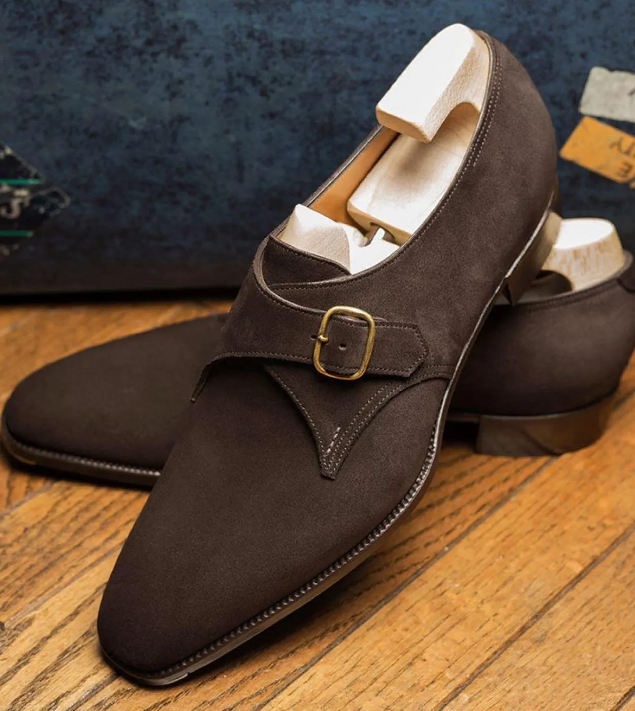 New Buckle Men Shoes Coffee Flock Mocassini traspiranti Scarpe casual Punta quadrata Fatti a mano Spedizione gratuita Zapatos De