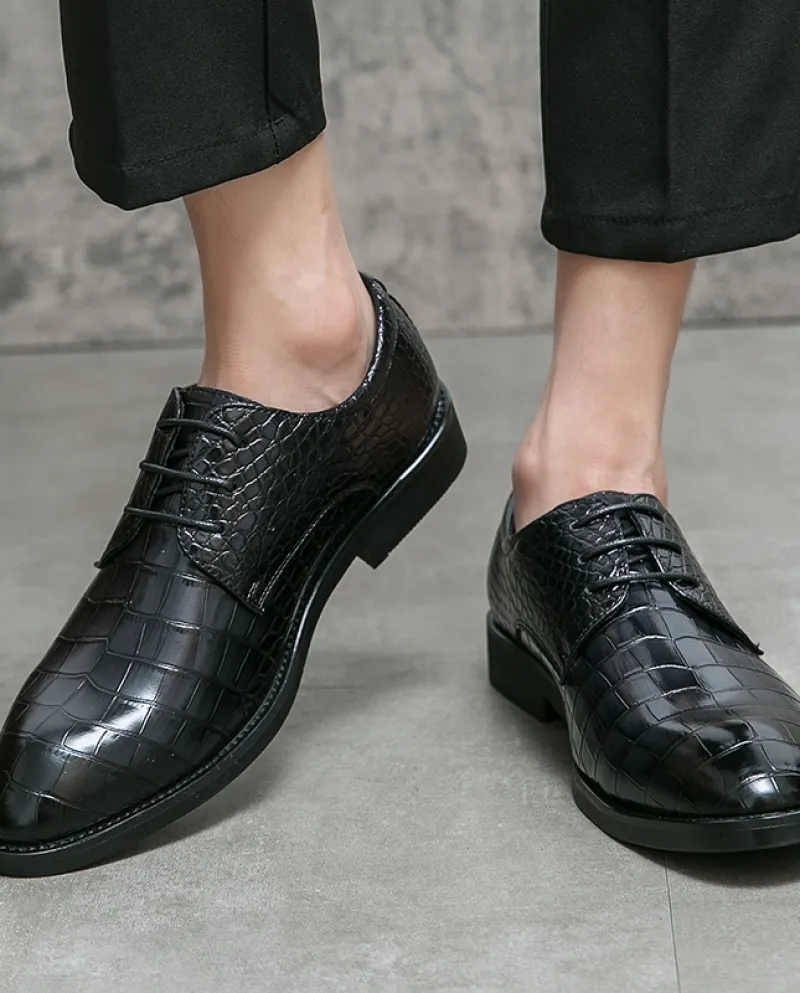 New Fashion Luxury Designer Gentleman Pointed Crocodile Pattern Scarpe da sposa in pelle Uomo Casual Mocassini Abito formale Fo