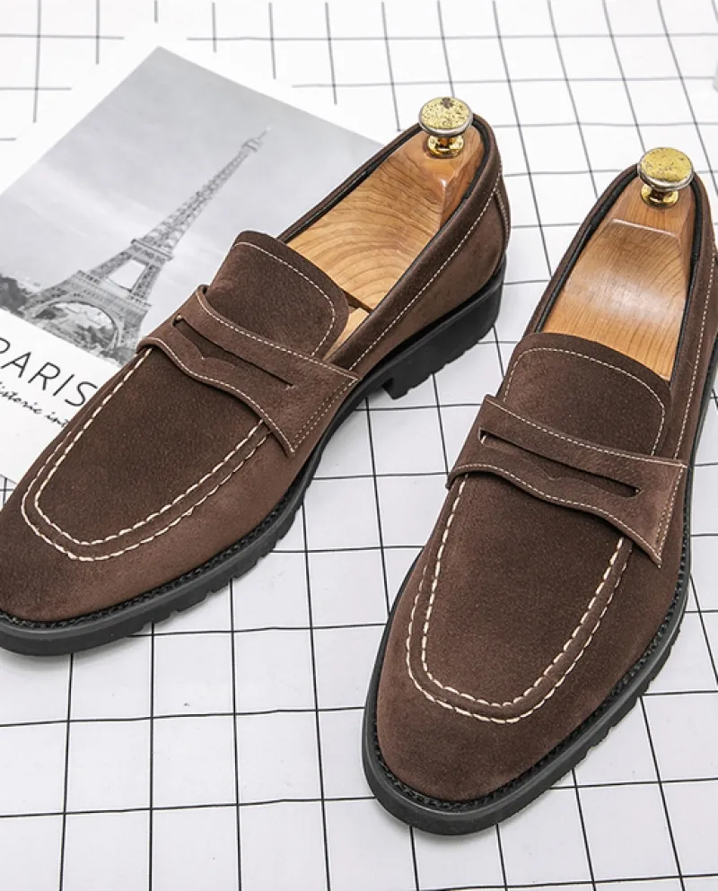 New Luxury Suede Leather Nero Marrone Slip On Scarpe Uomo Casual Mocassini Business Abito formale Calzature Sapatos Tenis Mascu