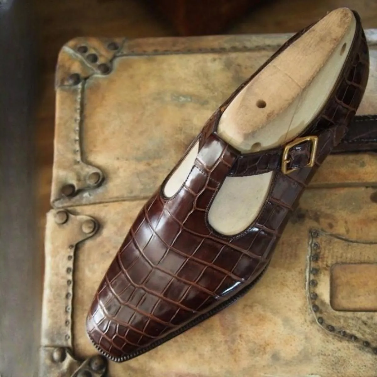 Nuovi mocassini marroni per uomo cinturino con fibbia punta quadrata modello pietra nera moda uomo scarpe spedizione gratuita ta