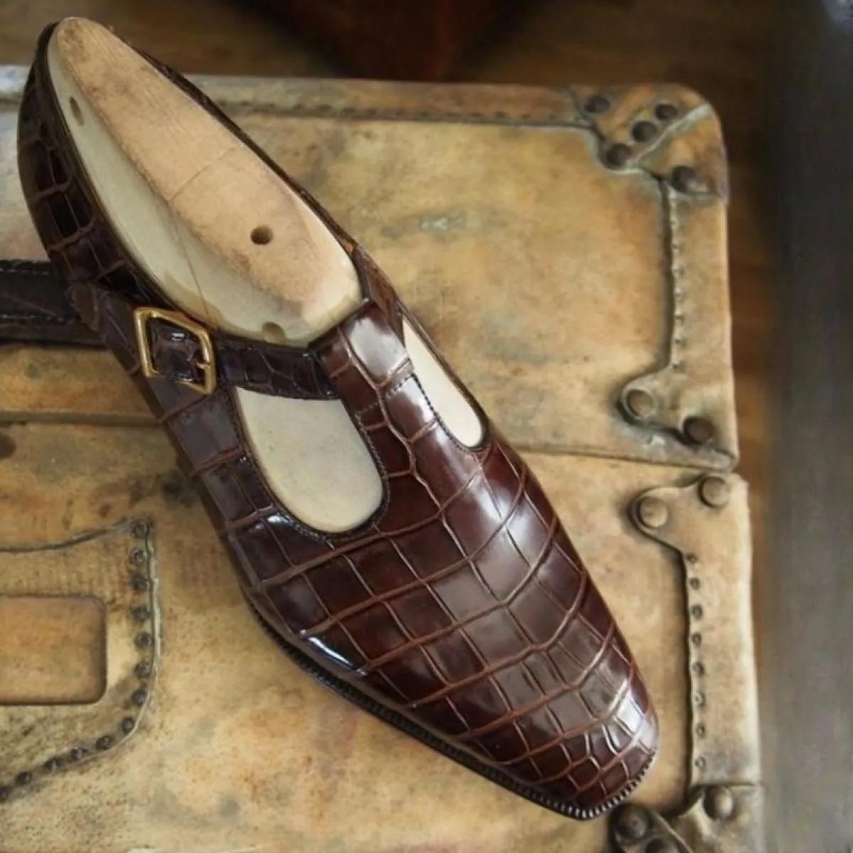 Nuovi mocassini marroni per uomo cinturino con fibbia punta quadrata modello pietra nera moda uomo scarpe spedizione gratuita ta