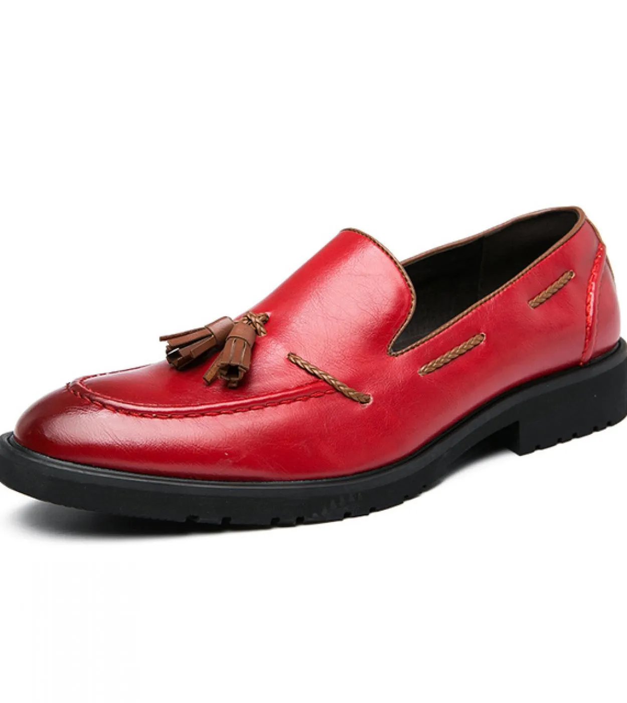 Nuovi mocassini scarpe da uomo Pu tinta unita moda classico business casual matrimonio pendolarismo punta tonda scarpa con nappe