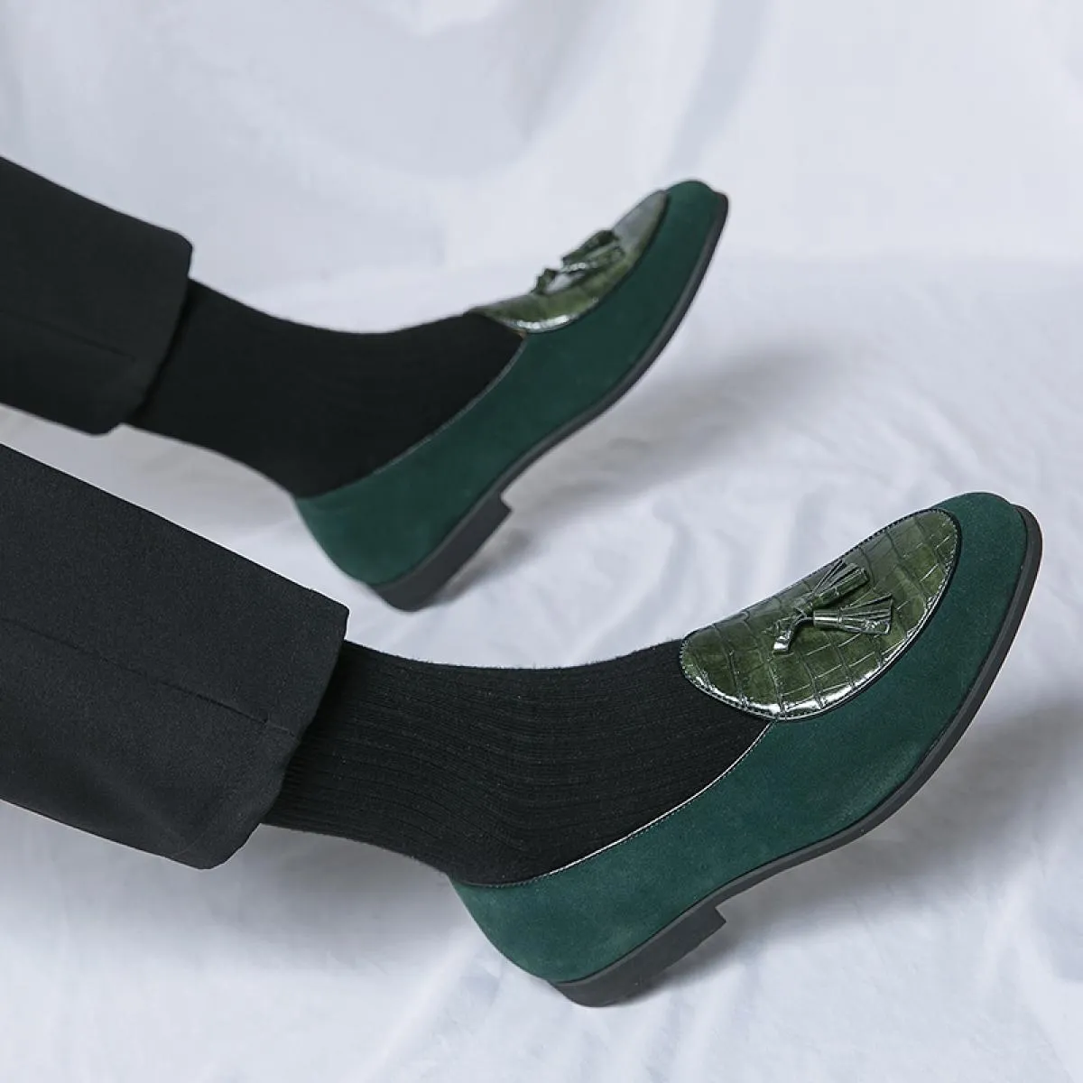 Nuovi mocassini verdi per uomo Marrone Nero Nappe Slipon Punta tonda Uomo Scarpe formali Spedizione gratuita Taglia 3848 Scarpe