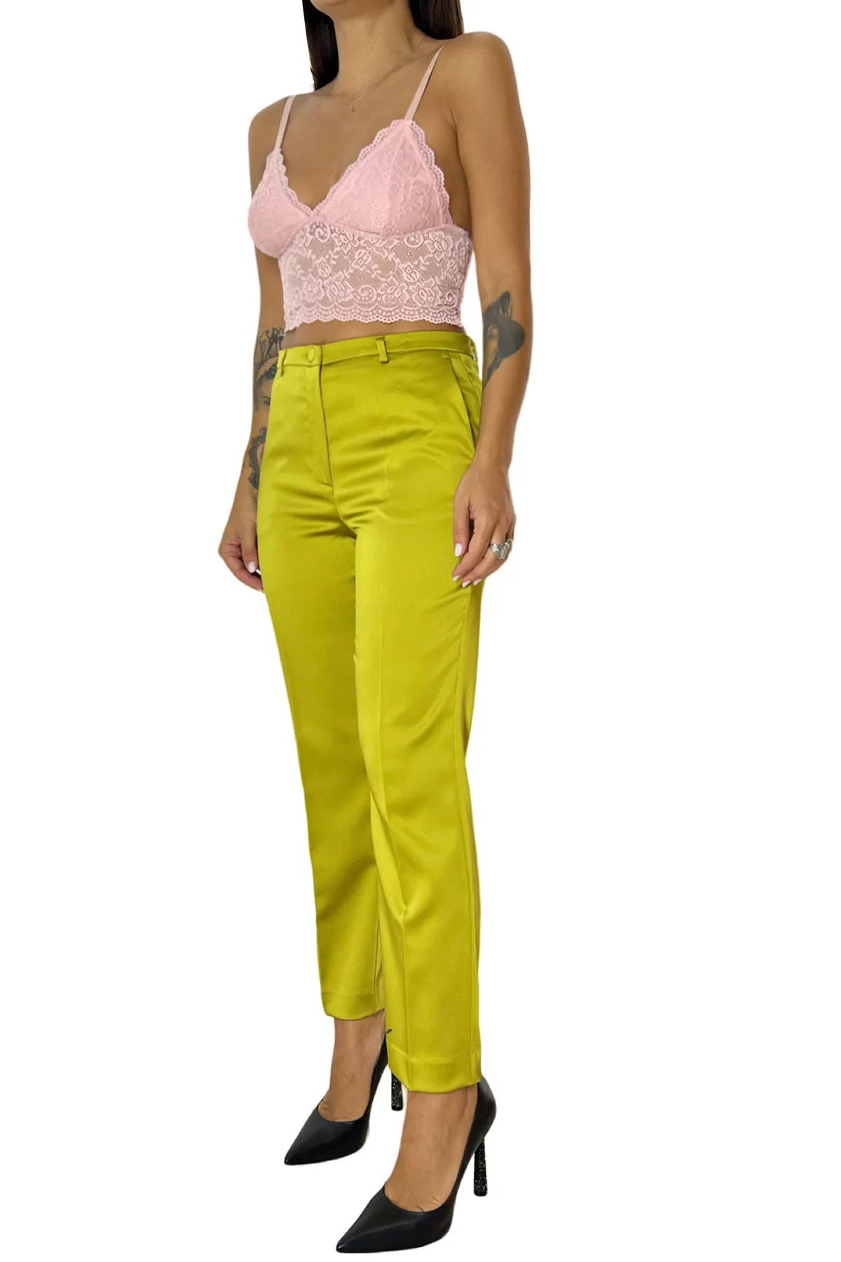 Pantalone donna in raso vita regolare chiusura bottone con passacinta gamba comoda