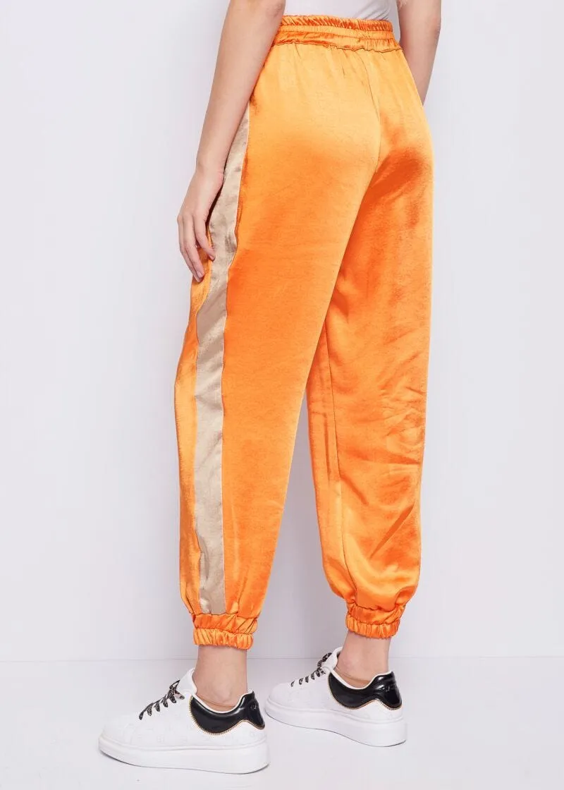 Pantaloni in raso