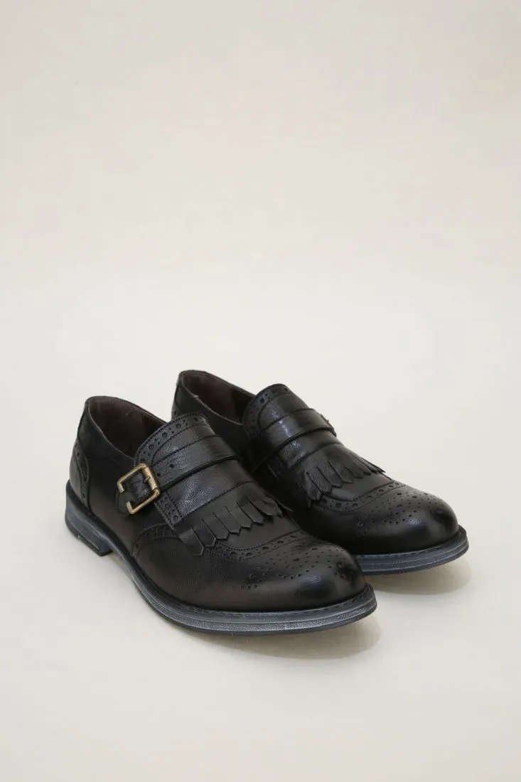 Scarpe basse in vera pelle con fibbia