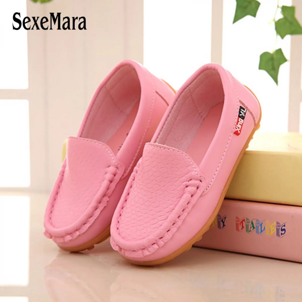 Scarpe per bambini in pelle Pu Scarpe per bambini in pelle Pu Scarpe per mocassini per ragazzi Nuovo colore