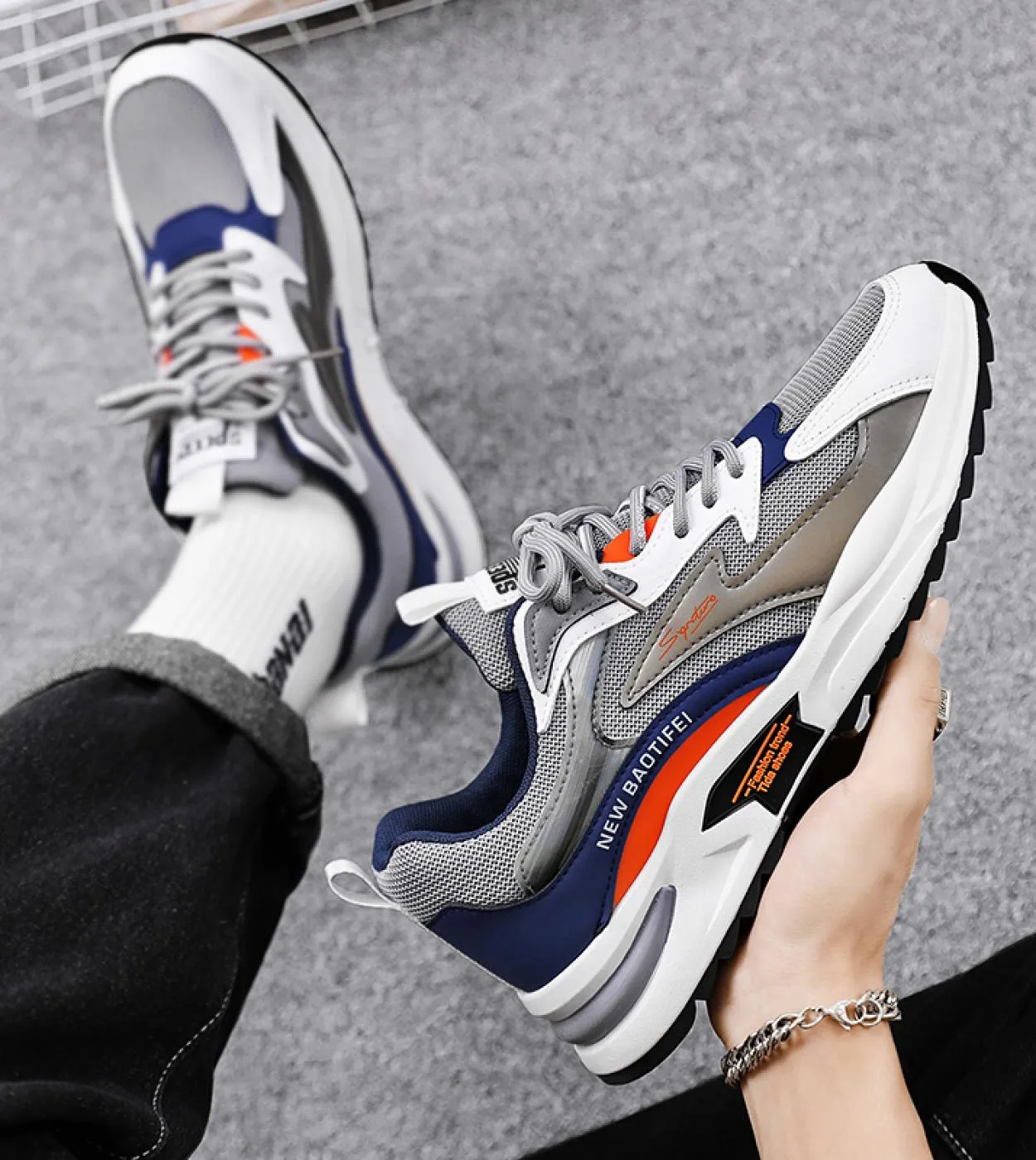 Scarpe Uomo Sneakers Uomo Casual Uomo Scarpe Tenis Scarpe di lusso Trainer Race Scarpe traspiranti Moda Mocassini Running Sho