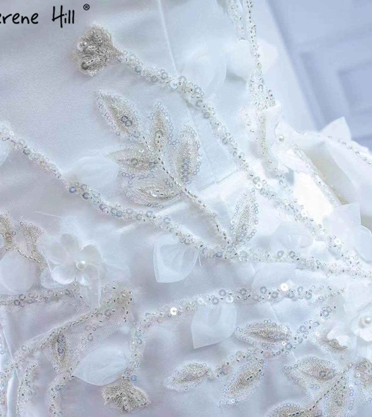 Serene Hill White Mermaid Overskirt Abiti da sposa Fiori eleganti Abiti da sposa in rilievo Hm67282 Custom Made Wedding Dre