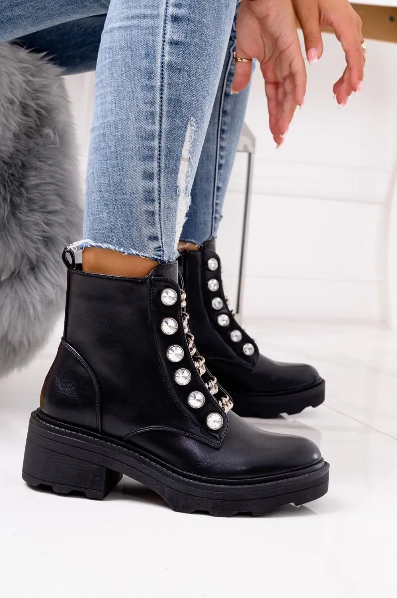 Stivaletti neri biker con catene e strass
