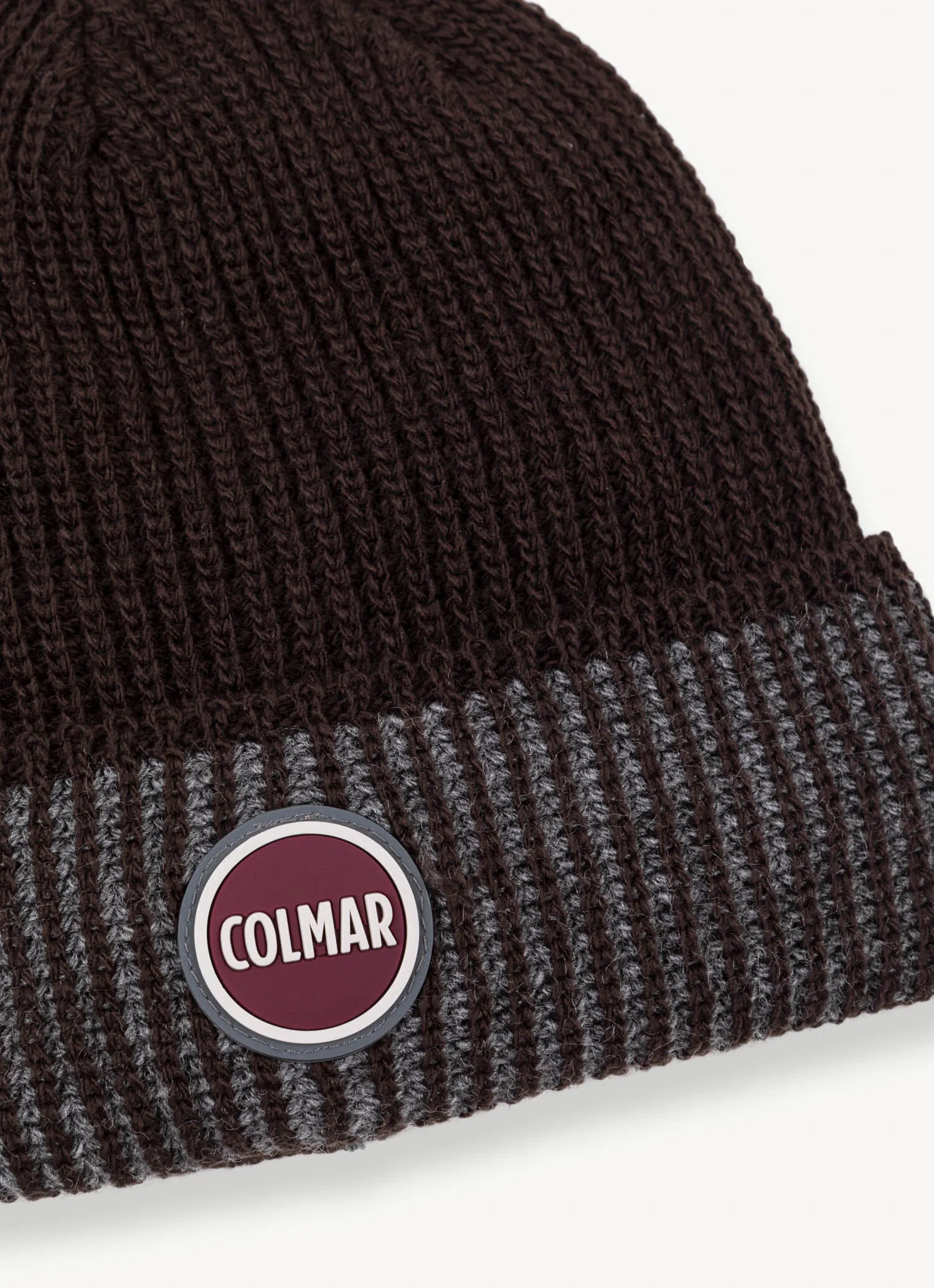 Unisex two-tone hat with vanisè effect