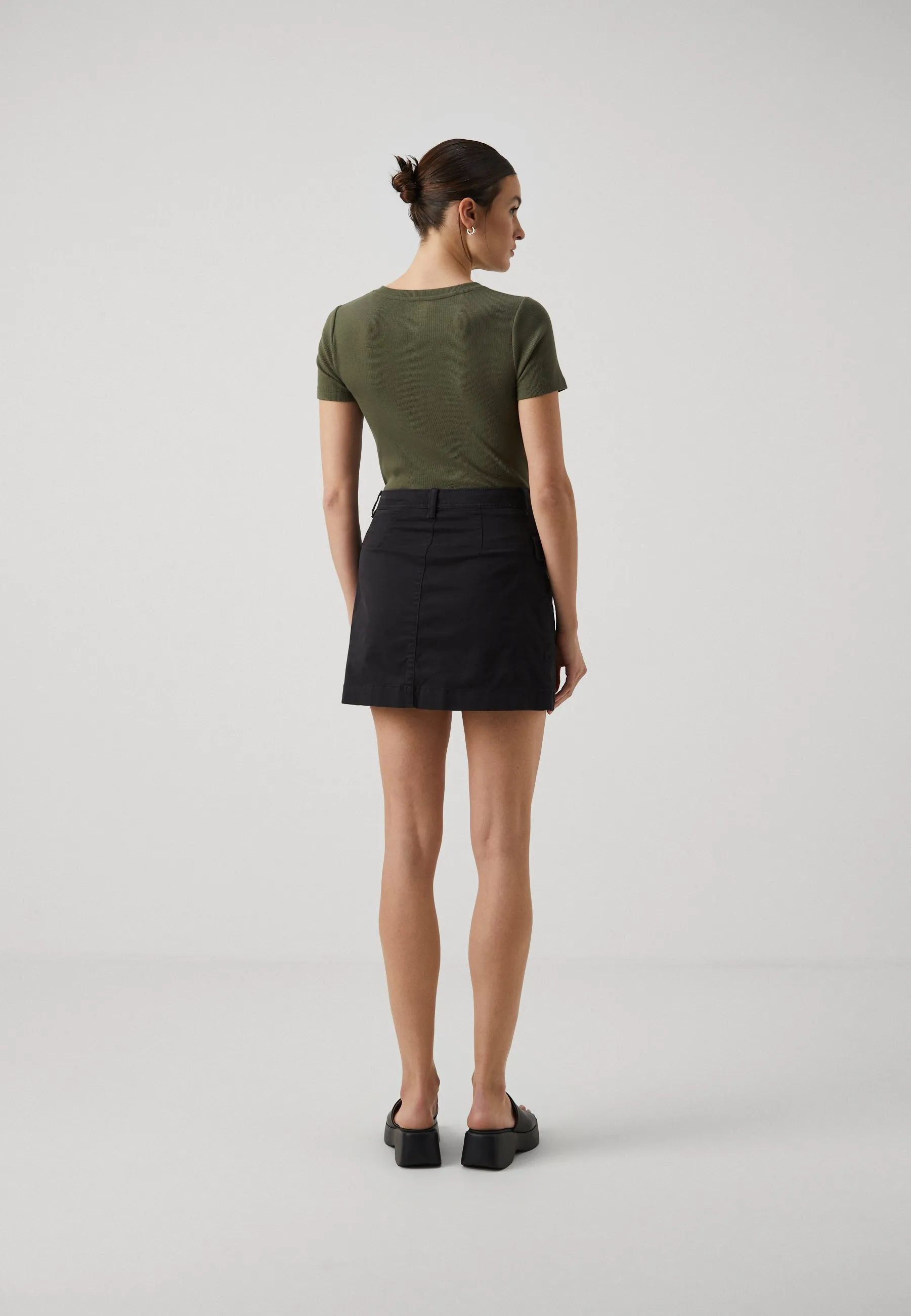 UTILITY SKIRT - Minigonna